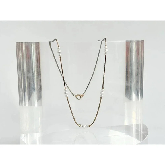Pearl & Gold Toned Vintage Minimalist Dainty Cobra Chain Necklace - 17.5" - Picture 2 of 9